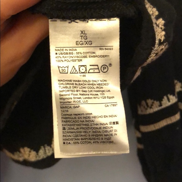 Gap Blouse - Picture 5 of 7